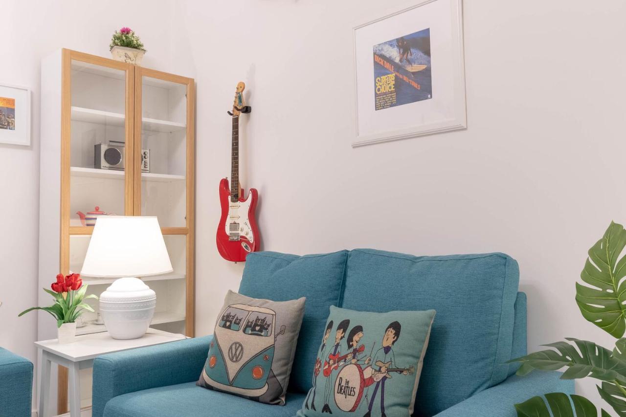 At The Heart Of Bilbao - Guggenheim Apartment Bagian luar foto